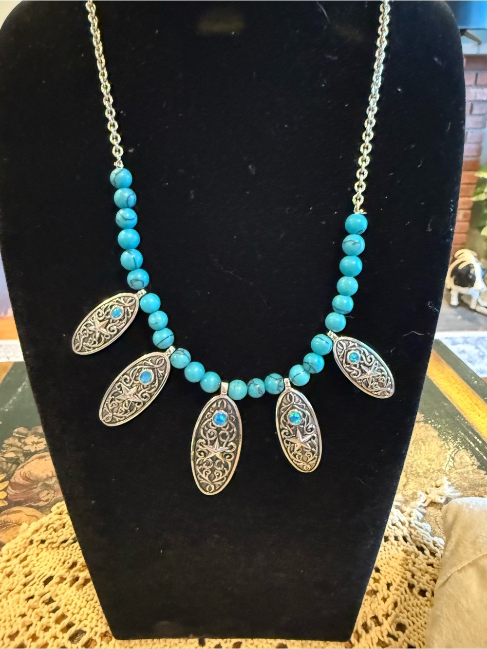 Southwestern Turquoise Beaded Pendant Necklace - Women Jewelry